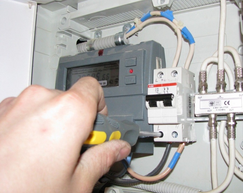 Какие требования предъявляются к электросчетчикам и местам их установки?